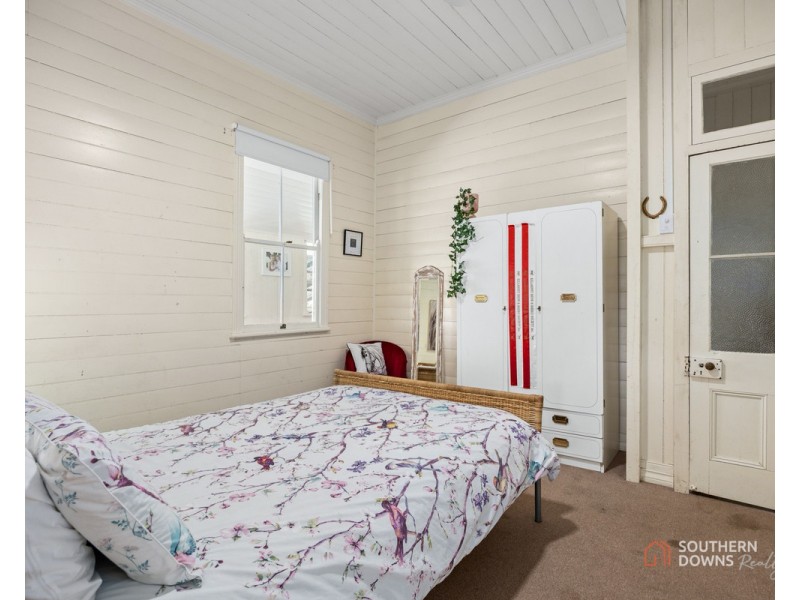 8A Ailanthus Street, Killarney QLD 4373
