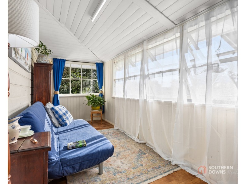 8A Ailanthus Street, Killarney QLD 4373