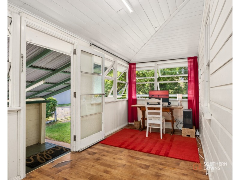8A Ailanthus Street, Killarney QLD 4373