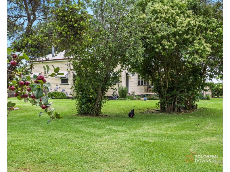 8A Ailanthus Street, Killarney QLD 4373