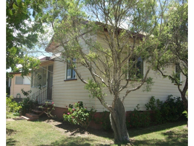 164 Wood Street, Warwick QLD 4370