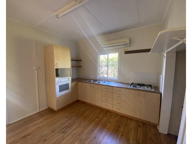 164 Wood Street, Warwick QLD 4370