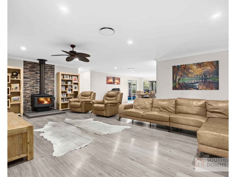 29 Homestead Road, Rosenthal Heights QLD 4370