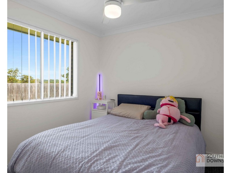 12 Tanna Drive, Rosenthal Heights QLD 4370