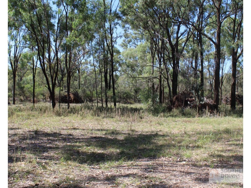 1 Cunningham Highway, Thane QLD 4370