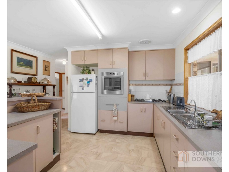 20 Hillside Road, Allora QLD 4362