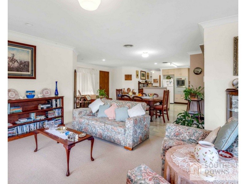 20 Hillside Road, Allora QLD 4362