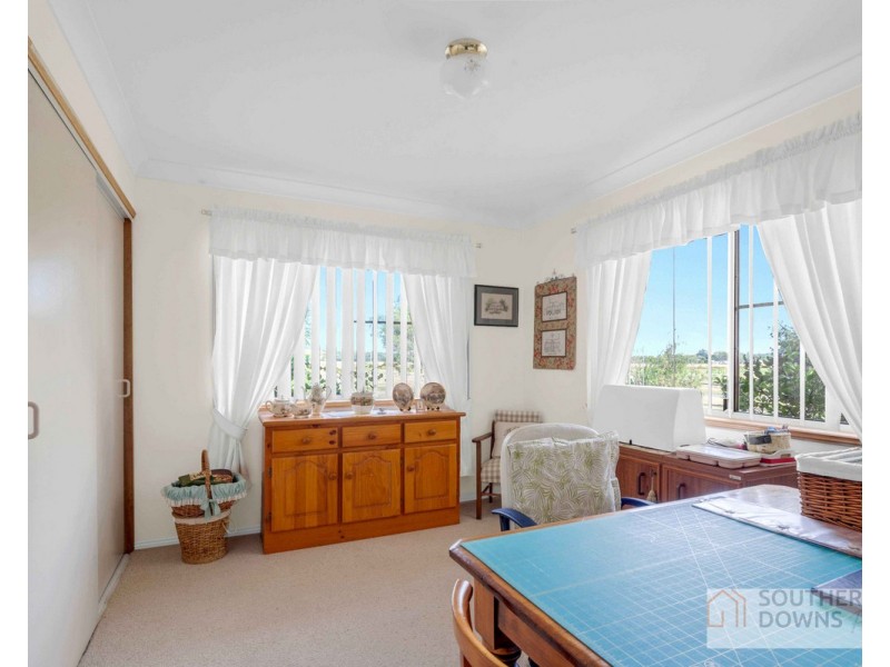 20 Hillside Road, Allora QLD 4362