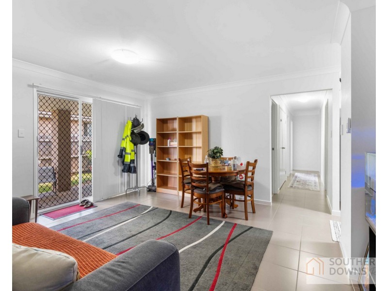 61 Maynes Street, Warwick QLD 4370