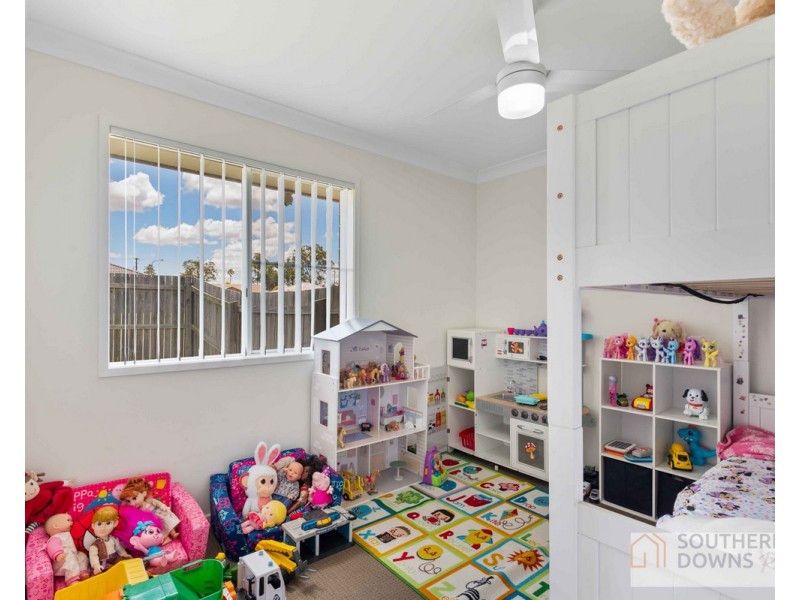 61 Maynes Street, Warwick QLD 4370