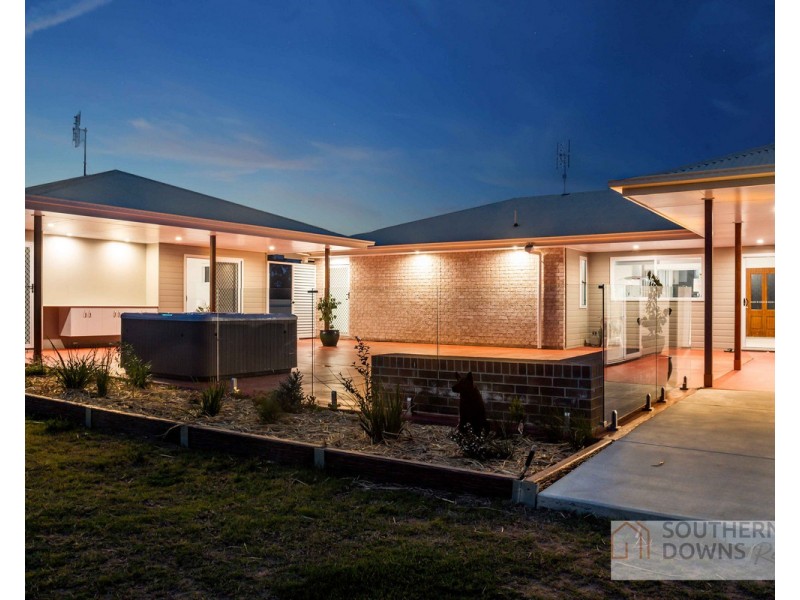 547 Glen Road, Rosenthal Heights QLD 4370