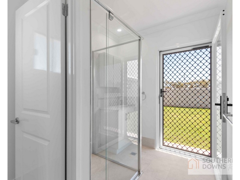 547 Glen Road, Rosenthal Heights QLD 4370