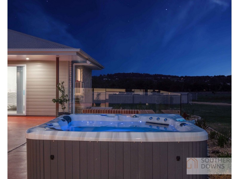 547 Glen Road, Rosenthal Heights QLD 4370