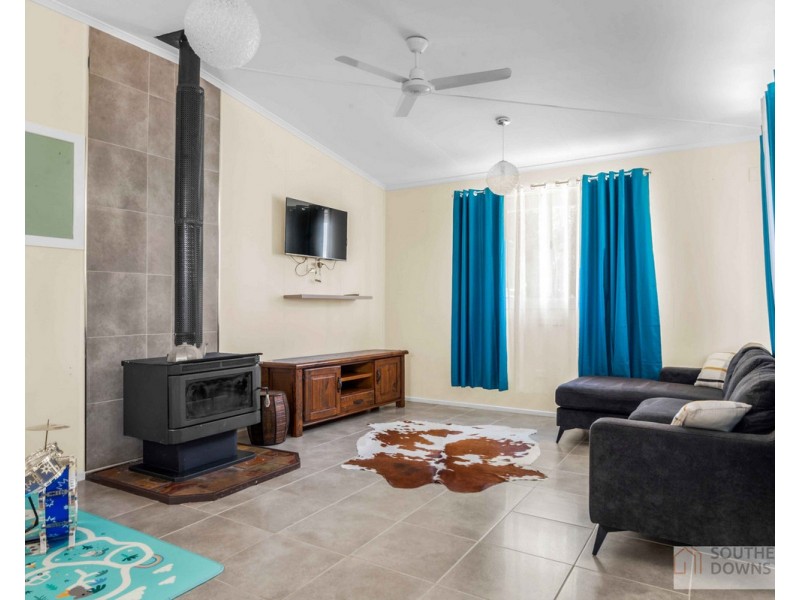 3 Raff Street, Allora QLD 4362