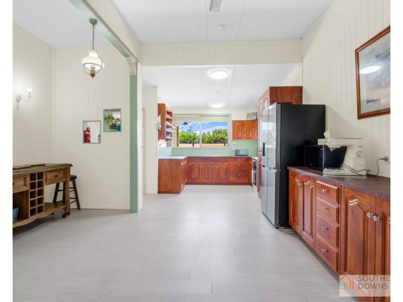 3 Raff Street, Allora QLD 4362