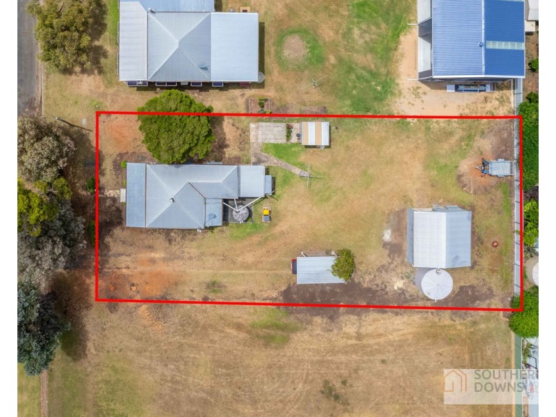 1A Raff Street, Allora QLD 4362