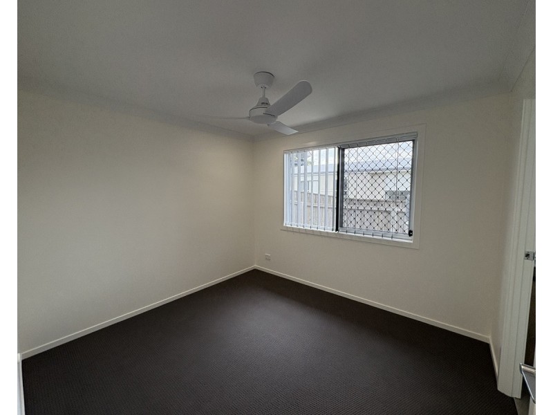 1/32 Chant Drive, Warwick QLD 4370