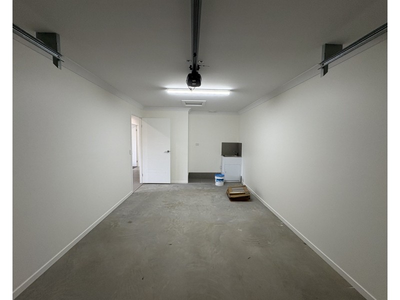 1/32 Chant Drive, Warwick QLD 4370