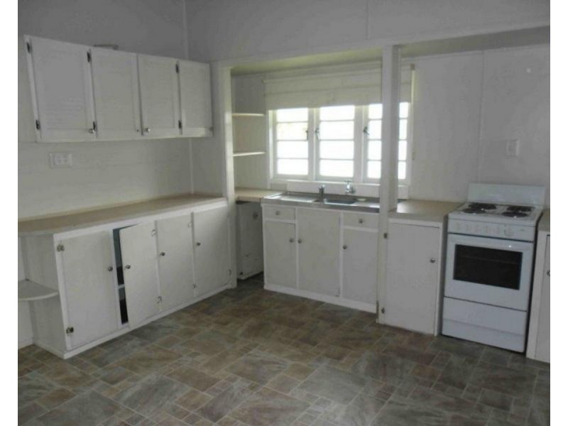 1 Clarke Street, Warwick QLD 4370