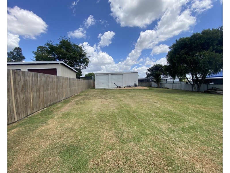 1 Clarke Street, Warwick QLD 4370