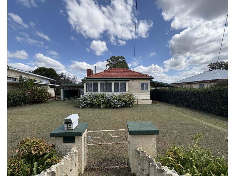 24 Marshall Street, Warwick QLD 4370