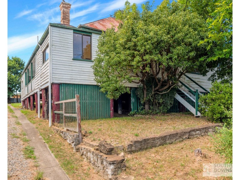 20 Percy Street, Warwick QLD 4370