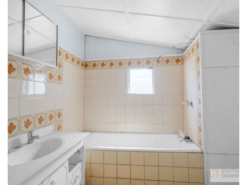 20 Percy Street, Warwick QLD 4370