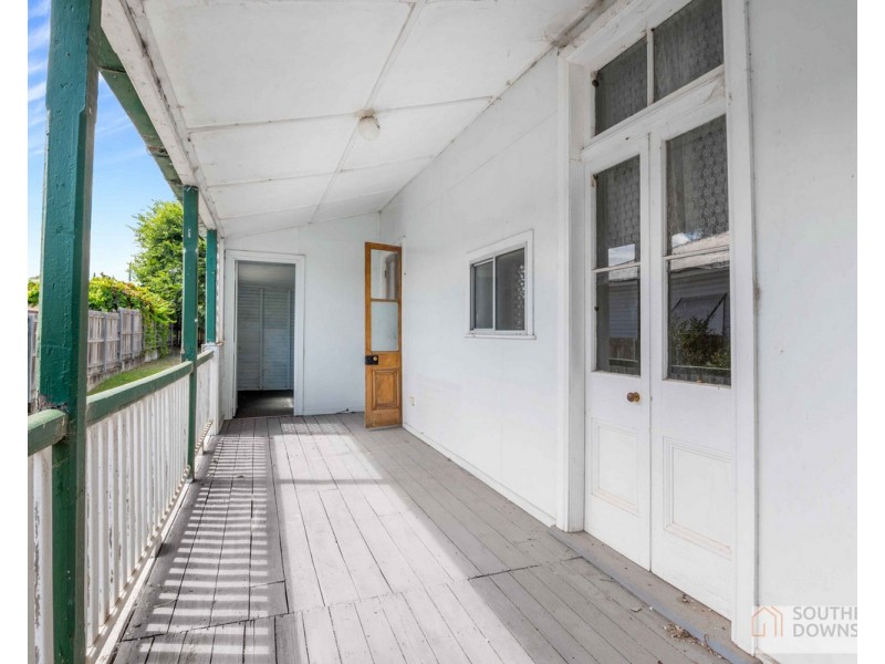 20 Percy Street, Warwick QLD 4370