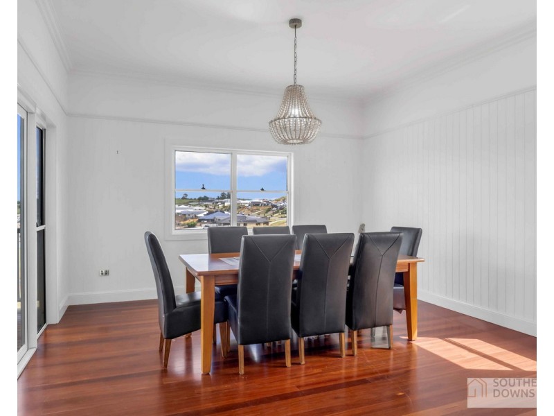 96 Glen Road, Rosenthal Heights QLD 4370