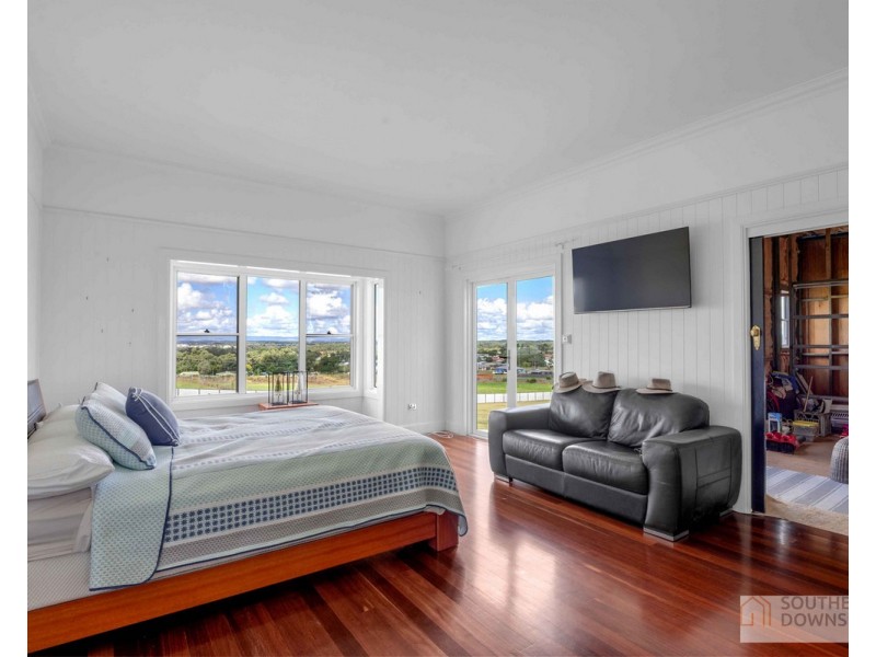 96 Glen Road, Rosenthal Heights QLD 4370