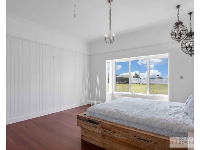 96 Glen Road, Rosenthal Heights QLD 4370