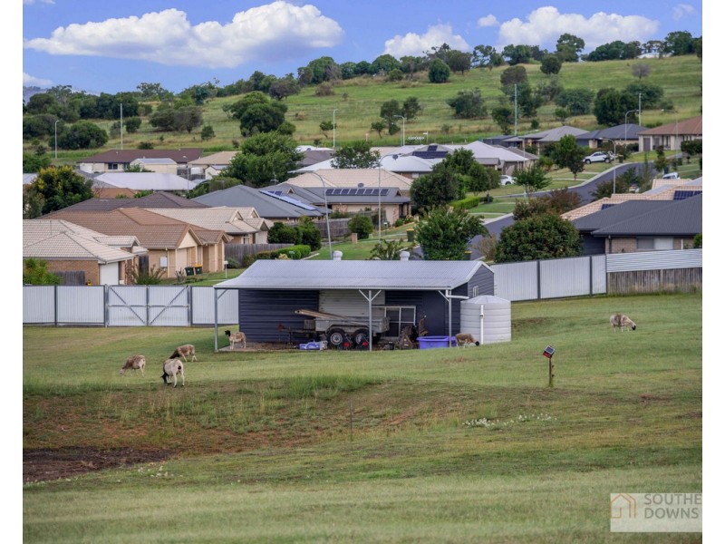 96 Glen Road, Rosenthal Heights QLD 4370