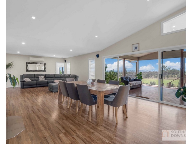 256 Millars Lane, Deuchar QLD 4362