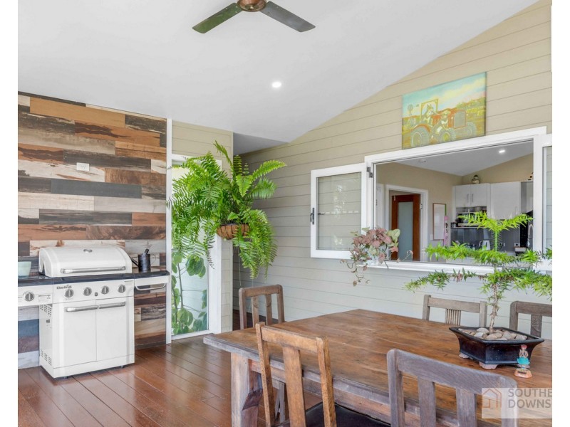 256 Millars Lane, Deuchar QLD 4362