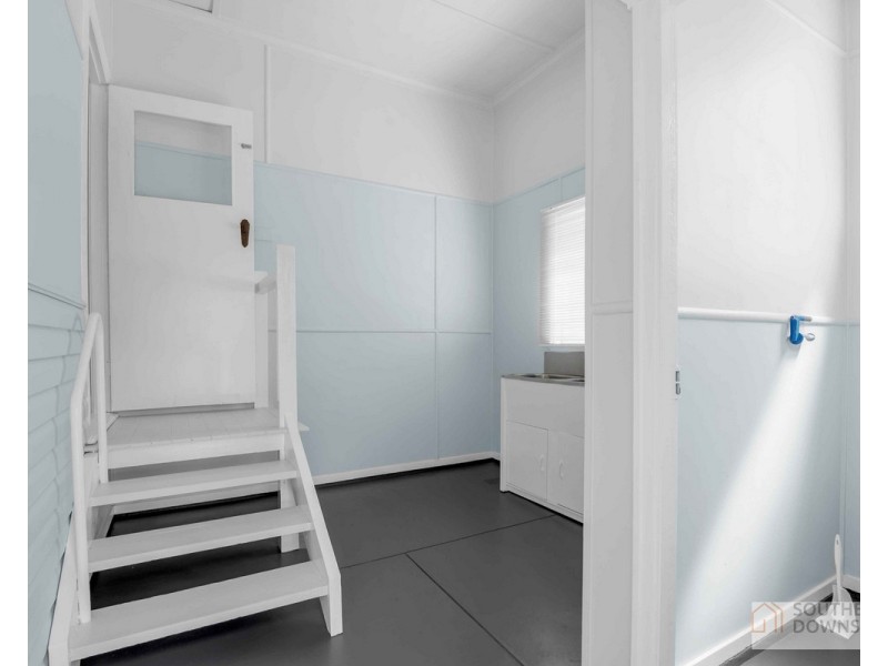 13 Pratten Street, Warwick QLD 4370