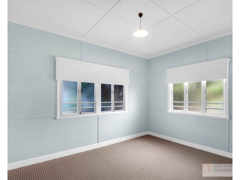 13 Pratten Street, Warwick QLD 4370