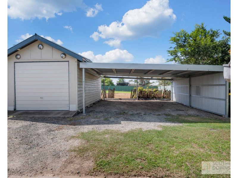 13 Pratten Street, Warwick QLD 4370