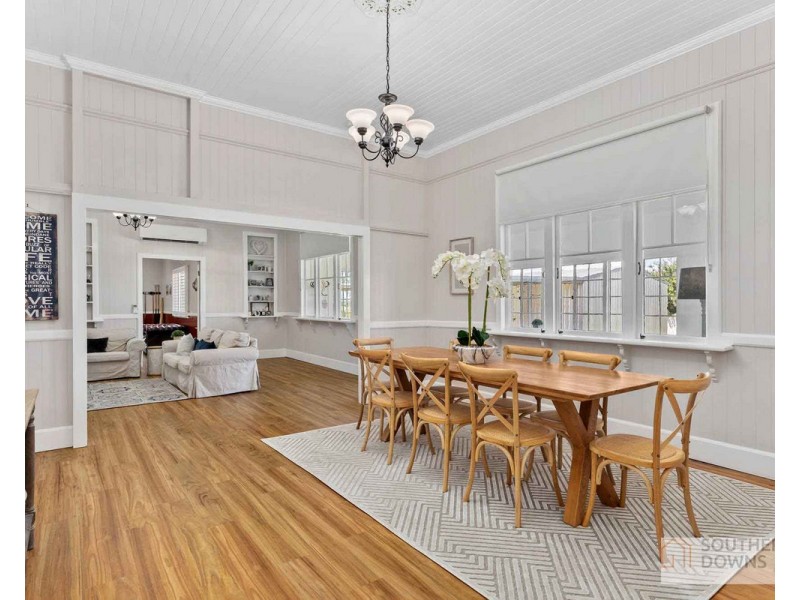 11 Bernecker Street, Warwick QLD 4370