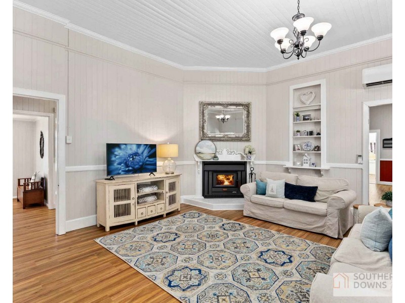 11 Bernecker Street, Warwick QLD 4370