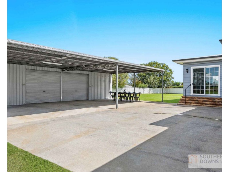 11 Bernecker Street, Warwick QLD 4370