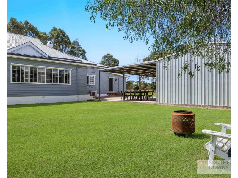 11 Bernecker Street, Warwick QLD 4370