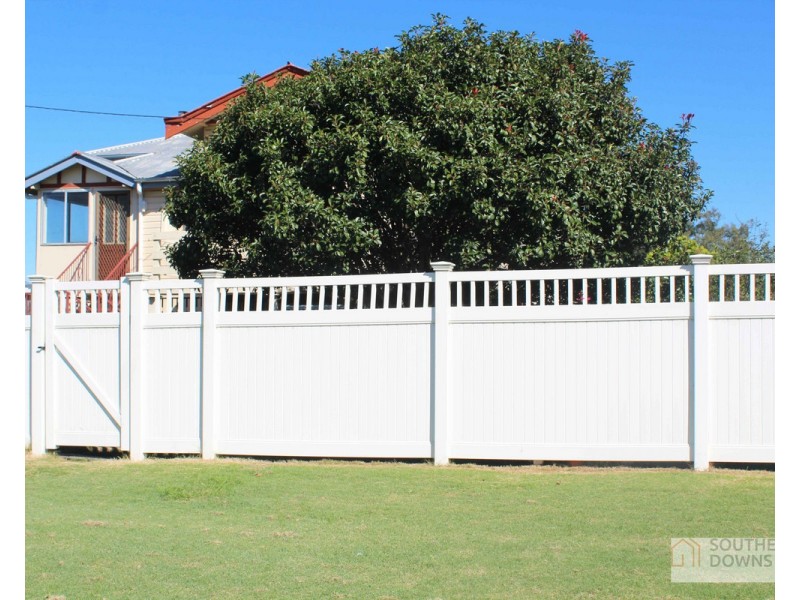 47 Lyons Street, Warwick QLD 4370