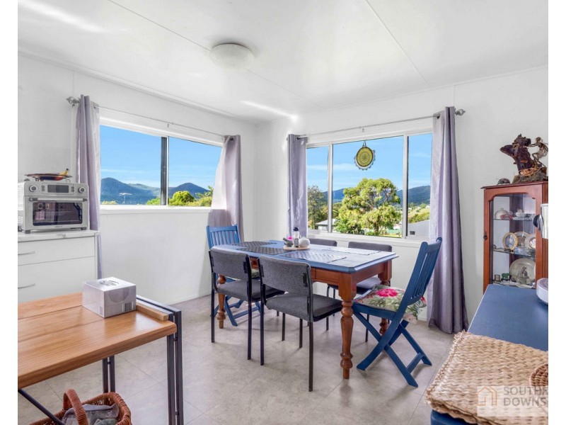 27 Pine Street, Killarney QLD 4373