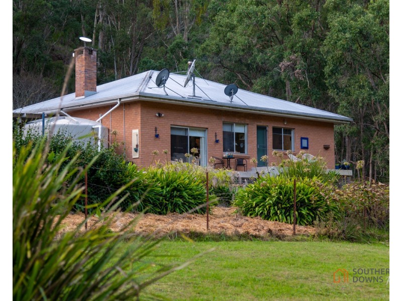 745 Charleys Gully Road, Upper Freestone QLD 4370