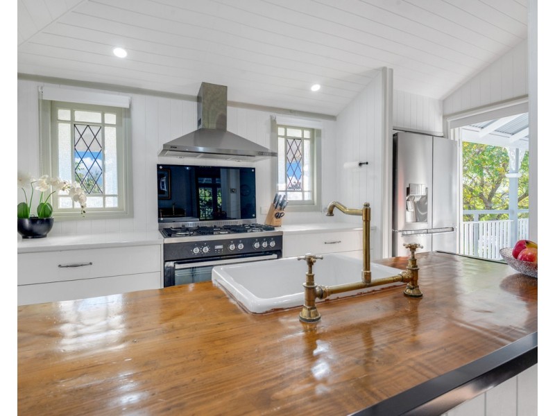 86 Acacia Street, Killarney QLD 4373