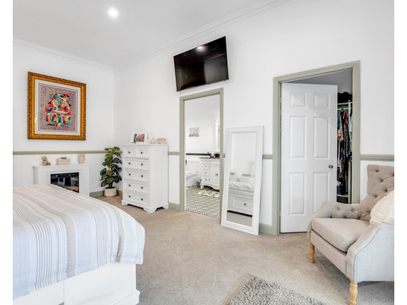 86 Acacia Street, Killarney QLD 4373