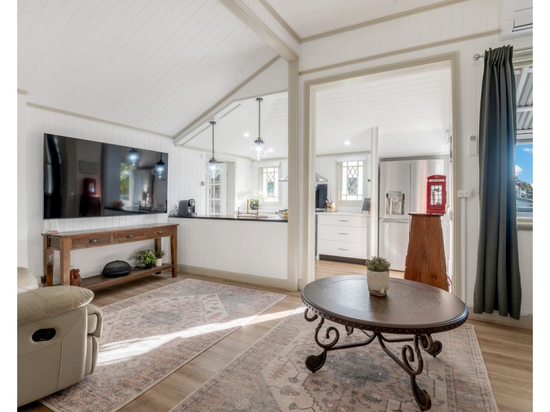 86 Acacia Street, Killarney QLD 4373