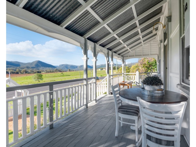 86 Acacia Street, Killarney QLD 4373