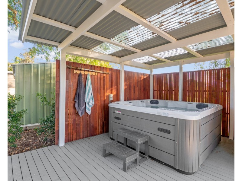 86 Acacia Street, Killarney QLD 4373