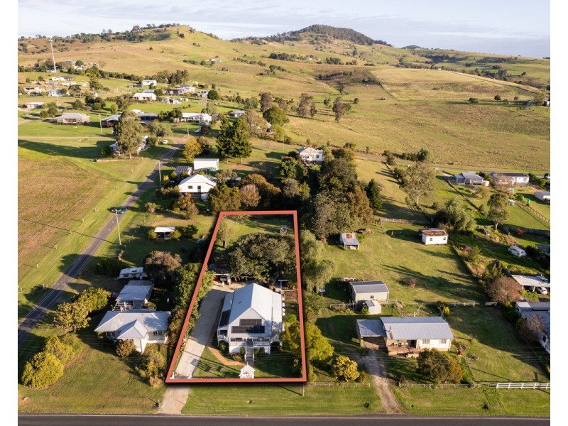 86 Acacia Street, Killarney QLD 4373